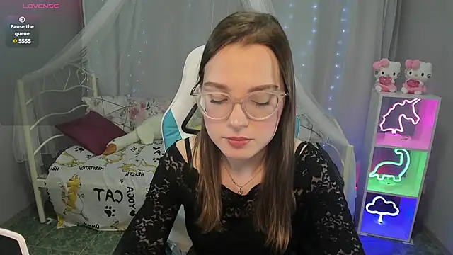 Snapshot of kaisajenner chatting on 03.18.25 kaisajenner online show from 03.18.25