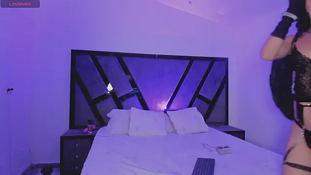 allicemackenzie online show from 11.01.25