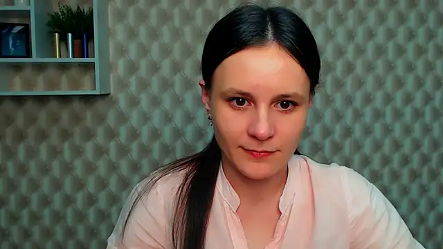 ValeriaHeart  online show from 02.28.25