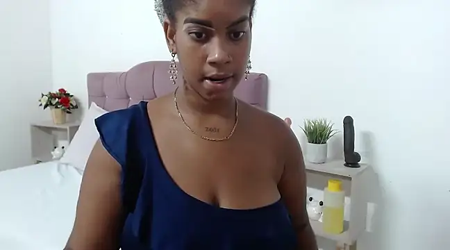 CanelaFierce online show from 03.04.25