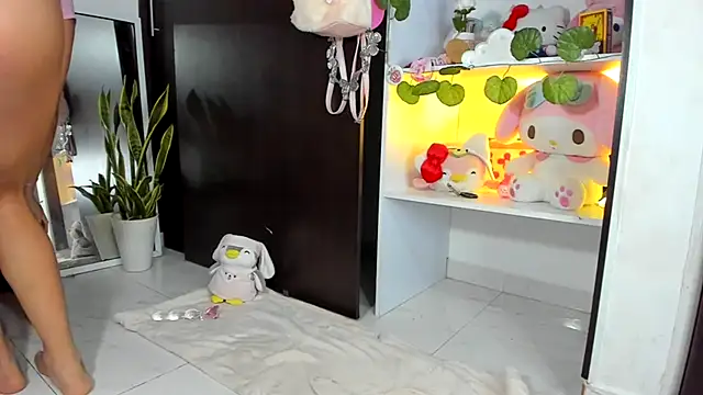 PrincessOlivee online show from 10.18.25