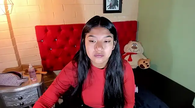 ScarletKray online show from 03.05.25