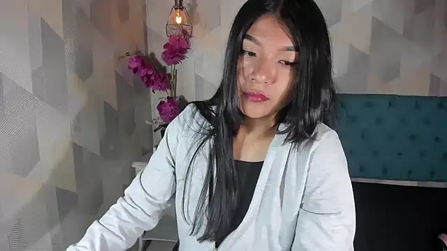 ScarletKray online show from 09.29.25