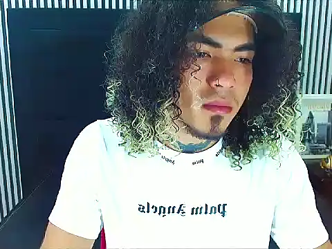 LihanJor 23 online show from 10.08.25