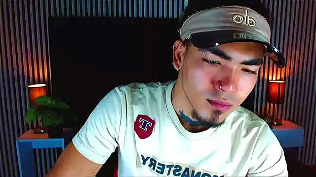 LihanJor 23 online show from 10.21.25