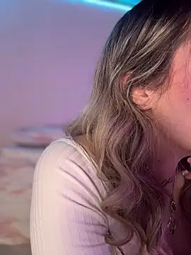 Lally Valencia   online show from 11.20.25