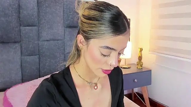 Violetta Ficher online show from 04.13.26