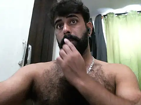 Snapshot of indianhairybull chatting on 02.18.25 indianhairybull online show from 02.18.25