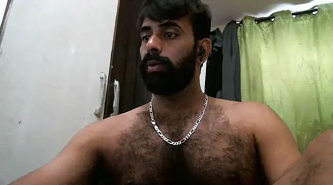 Snapshot of indianhairybull chatting on 02.24.25 indianhairybull online show from 02.24.25