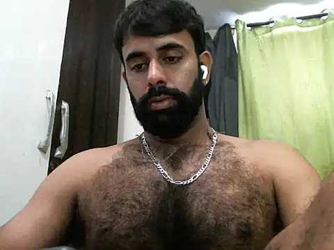 Snapshot of indianhairybull chatting on 09.30.25 indianhairybull online show from 09.30.25