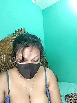 monekhan123 online show from 10.10.25