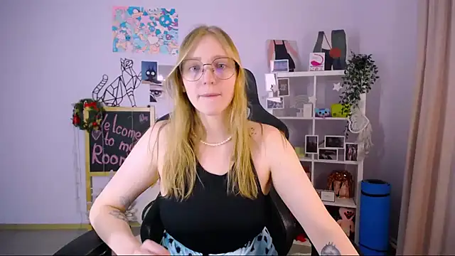 VeronicaAndersen online show from 02.04.25