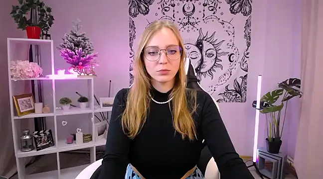 VeronicaAndersen online show from 02.13.25