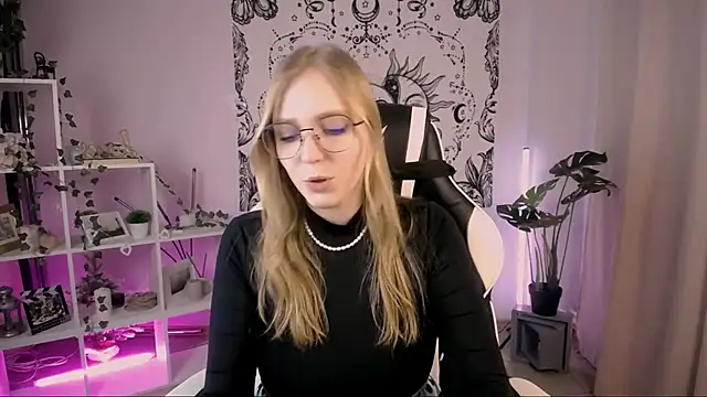 VeronicaAndersen online show from 03.03.25