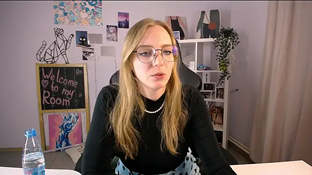 VeronicaAndersen online show from 03.06.25