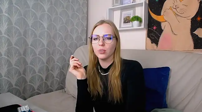 VeronicaAndersen online show from 03.18.25