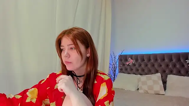 Snapshot of Ella_Mayers chatting on 03.15.25 Ella Mayers online show from 03.15.25