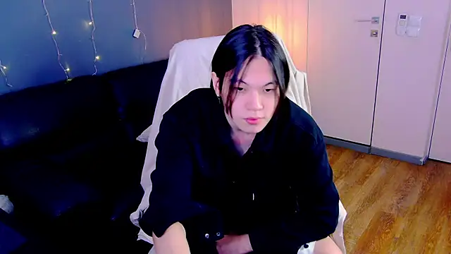 Snapshot of just_gay_ chatting on 02.04.25 just gay  online show from 02.04.25