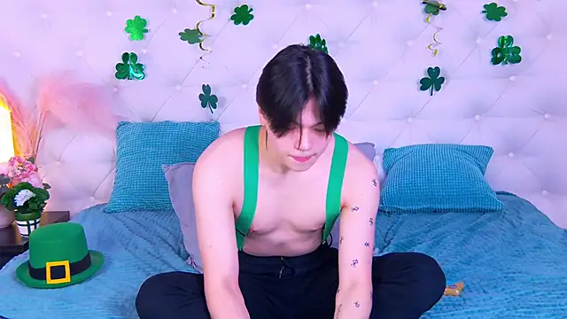 Snapshot of just_gay_ chatting on 03.16.25 just gay  online show from 03.16.25