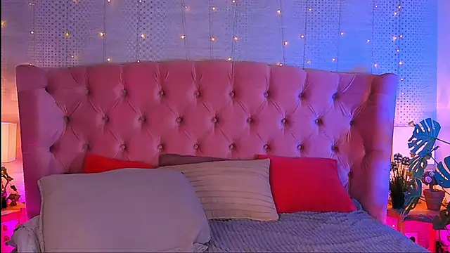 Snapshot of just_gay_ chatting on 03.23.25 just gay  online show from 03.23.25