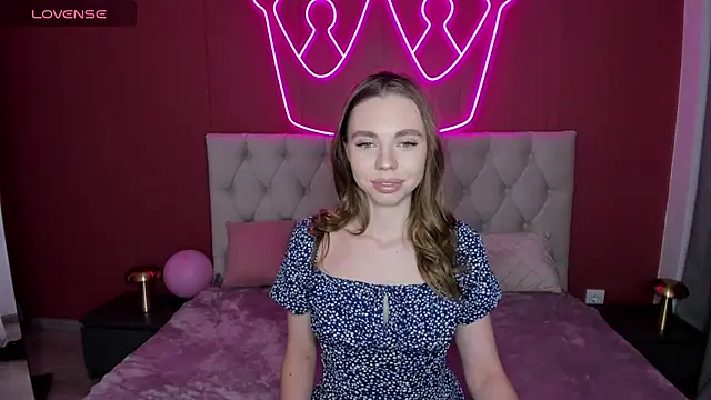 TessaAdorable online show from 02.20.25