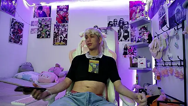 KonniMoore X online show from 09.17.25