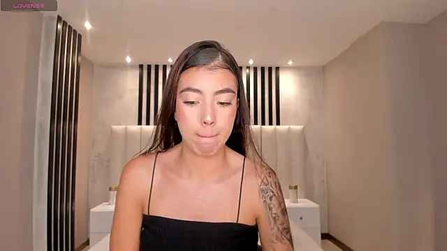 IsabellaKroft online show from 03.19.25