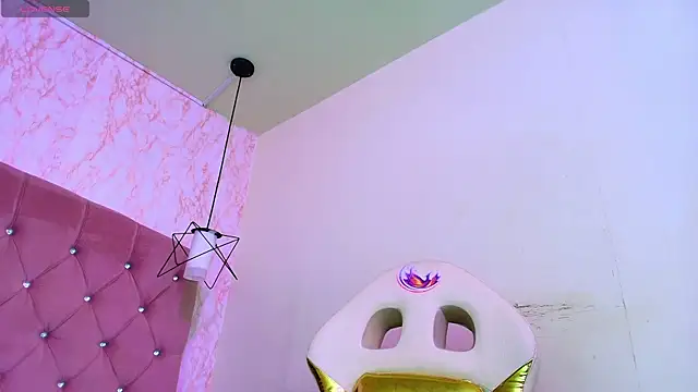 Raichell  online show from 10.02.25