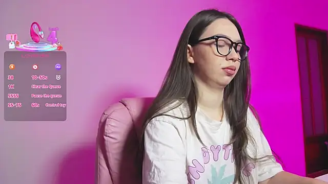 Snapshot of Arianahot777 chatting on 01.11.26 Arianahot777 online show from 01.11.26