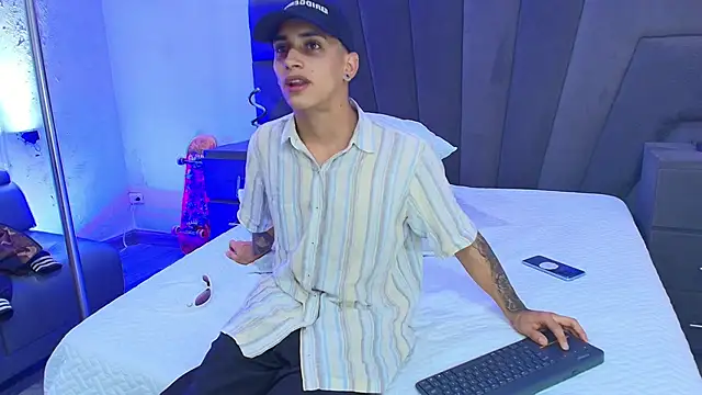 JhoanLeandro online show from 02.13.25