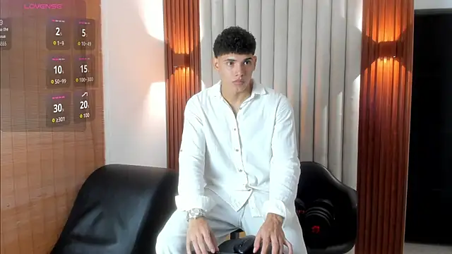 Justin mack online show from 10.10.25