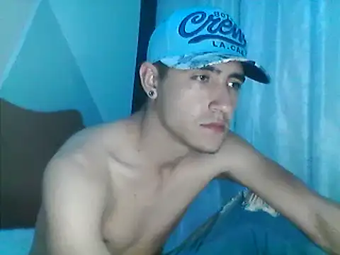 Snapshot of daimon_king05 chatting on 02.21.25 daimon king05 online show from 02.21.25