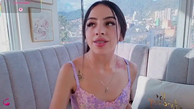 Daphne chers online show from 03.21.26