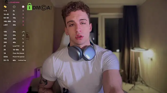 VincentSmith02 online show from 10.11.25