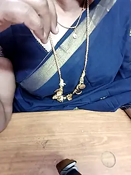 Snapshot of Tamil_Radha chatting on 10.03.25 Tamil Radha online show from 10.03.25