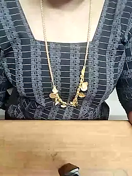 Snapshot of Tamil_Radha chatting on 10.09.25 Tamil Radha online show from 10.09.25