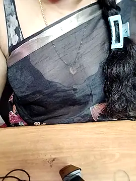 Snapshot of Tamil_Radha chatting on 10.20.25 Tamil Radha online show from 10.20.25