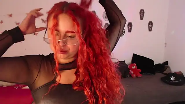 EstefyTabbo online show from 11.22.25