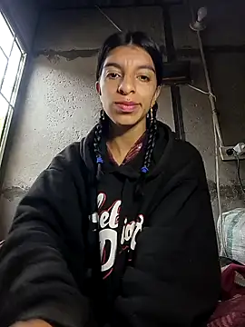 Snapshot of Ariell_Kieran chatting on 02.09.25 Ariell Kieran online show from 02.09.25