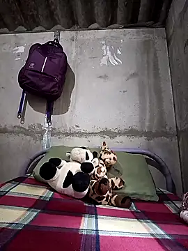 Snapshot of Ariell_Kieran chatting on 02.11.25 Ariell Kieran online show from 02.11.25