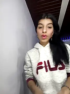 Snapshot of Ariell_Kieran chatting on 02.19.25 Ariell Kieran online show from 02.19.25