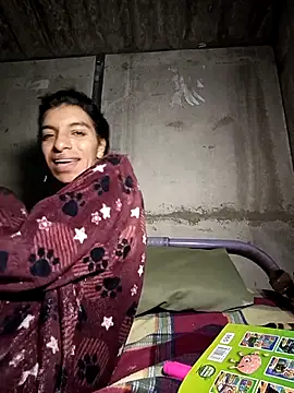 Snapshot of Ariell_Kieran chatting on 02.25.25 Ariell Kieran online show from 02.25.25