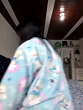 Snapshot of Ariell_Kieran chatting on 03.09.25 Ariell Kieran online show from 03.09.25