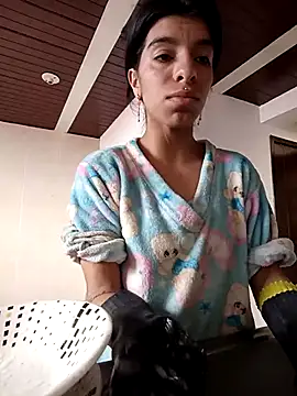 Snapshot of Ariell_Kieran chatting on 03.10.25 Ariell Kieran online show from 03.10.25