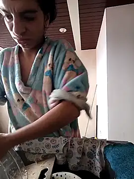 Snapshot of Ariell_Kieran chatting on 03.13.25 Ariell Kieran online show from 03.13.25