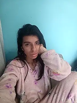 Snapshot of Ariell_Kieran chatting on 09.13.25 Ariell Kieran online show from 09.13.25