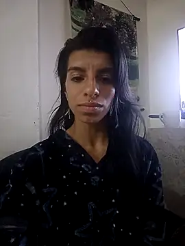 Snapshot of Ariell_Kieran chatting on 10.05.25 Ariell Kieran online show from 10.05.25