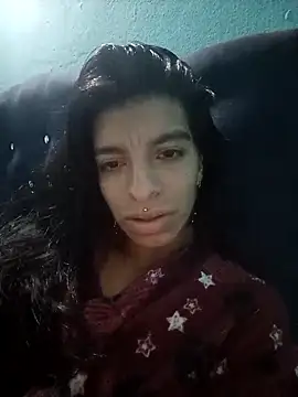 Snapshot of Ariell_Kieran chatting on 10.27.25 Ariell Kieran online show from 10.27.25