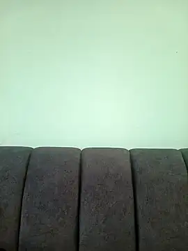 Snapshot of Ariell_Kieran chatting on 10.27.25 Ariell Kieran online show from 10.27.25