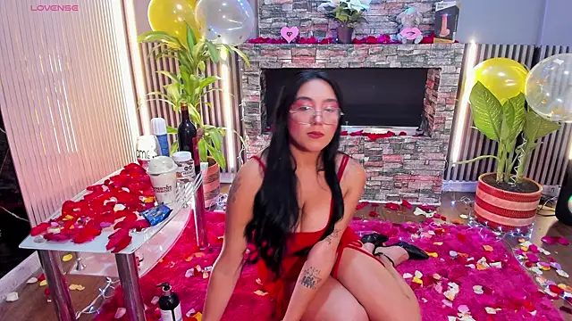 Enyel valmina online show from 02.14.25